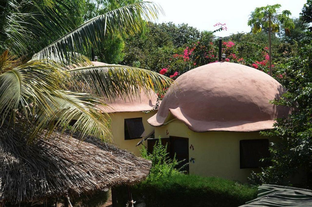 Footsteps Eco-Lodge Gunjur Esterno foto